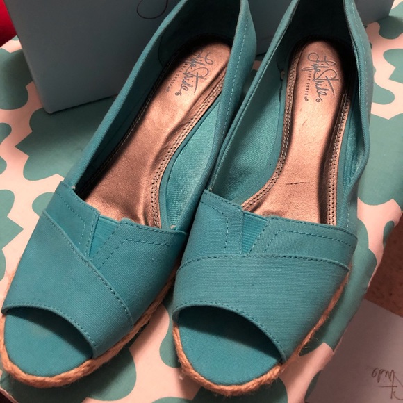 turquoise espadrilles